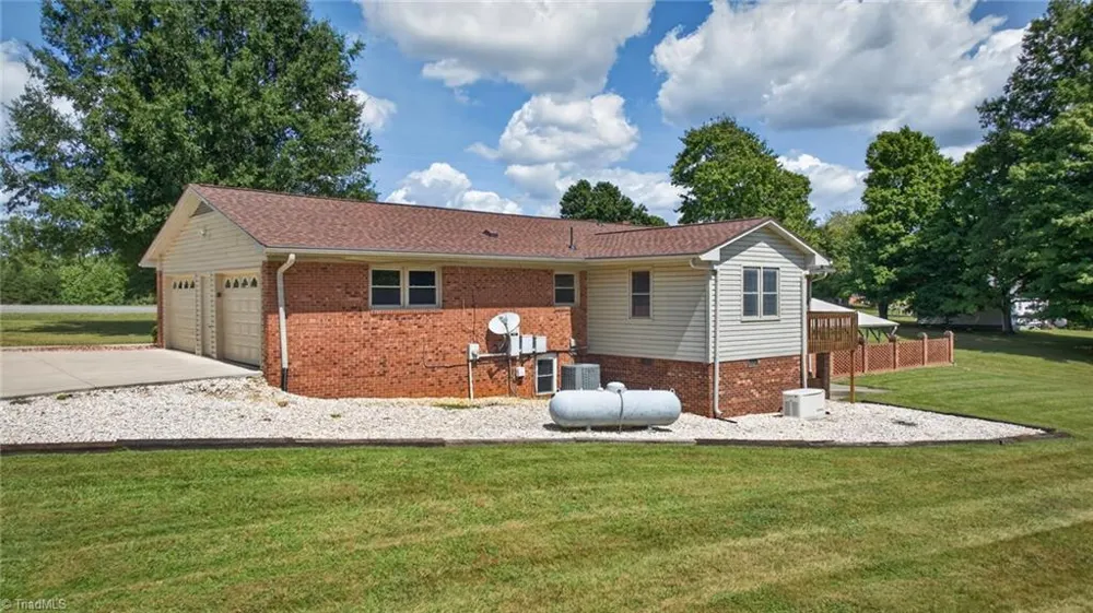 1335 Old Mill Farm Road Lexington, NC 27295