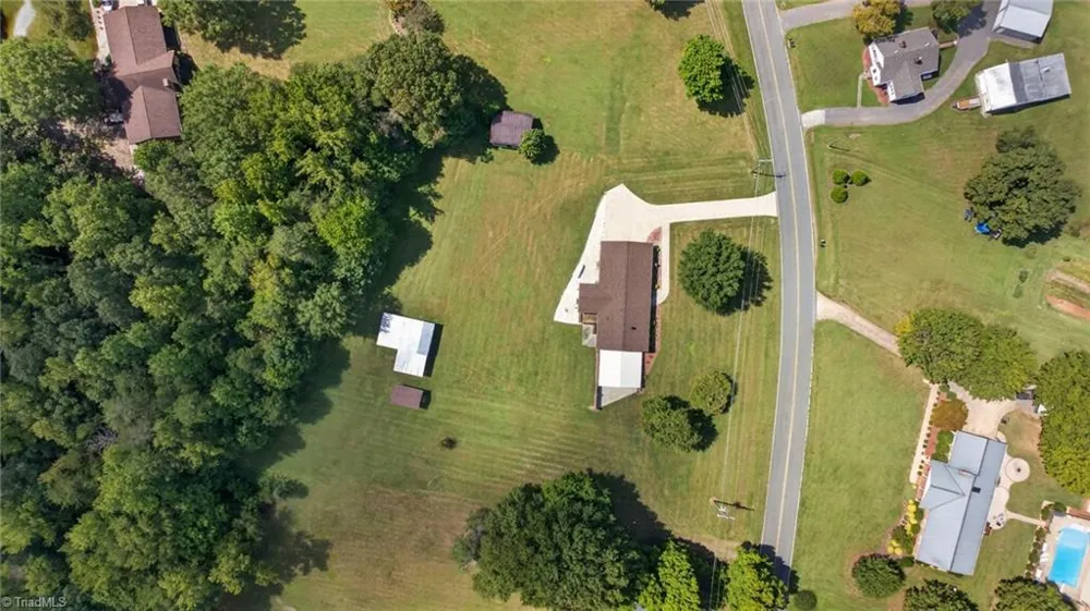 1335 Old Mill Farm Road Lexington, NC 27295