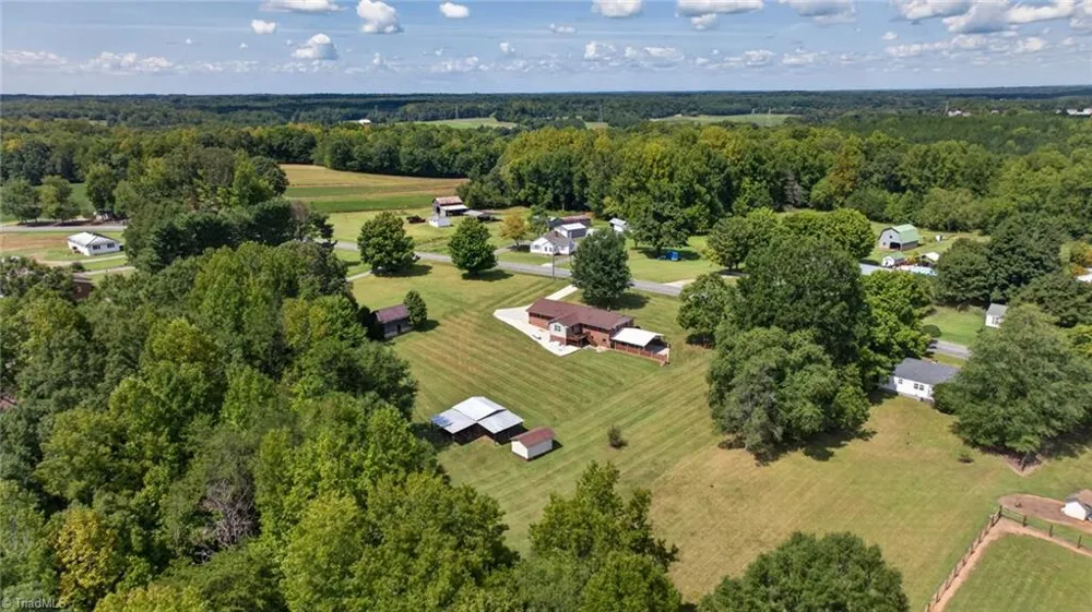 1335 Old Mill Farm Road Lexington, NC 27295