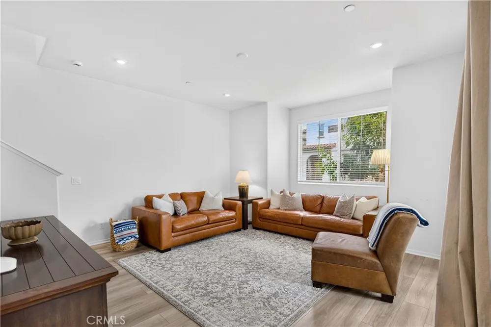 16140 Spicebush Ln Chino, CA 91708