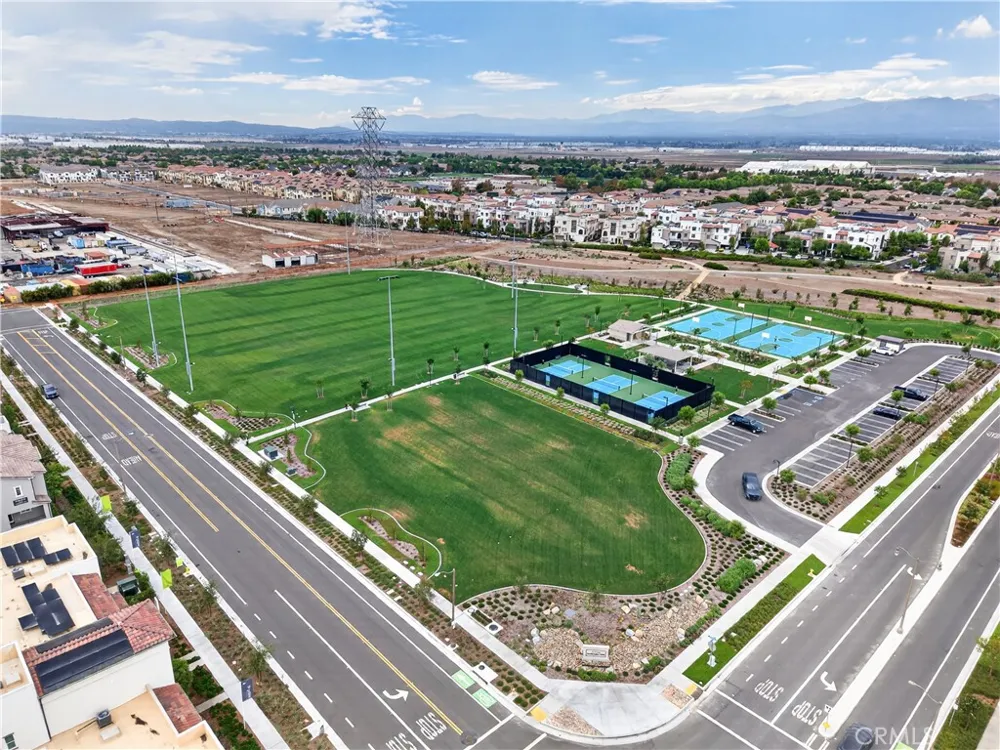 16140 Spicebush Ln Chino, CA 91708