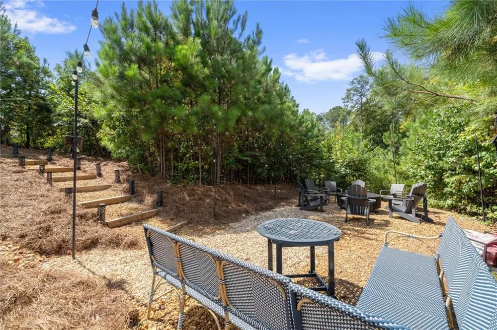 131 Spaulding Lane Woodstock, GA 30188