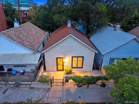 3122 Umatilla Street