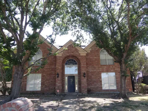 1329 Woodthorpe Drive