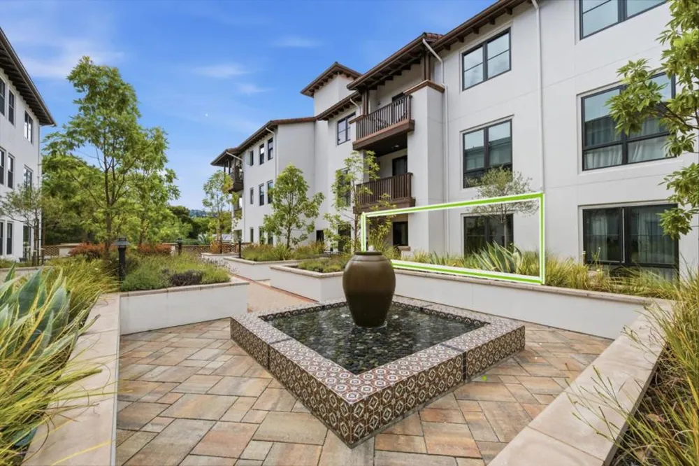 657 Walnut Street #303 San Carlos, CA 94070