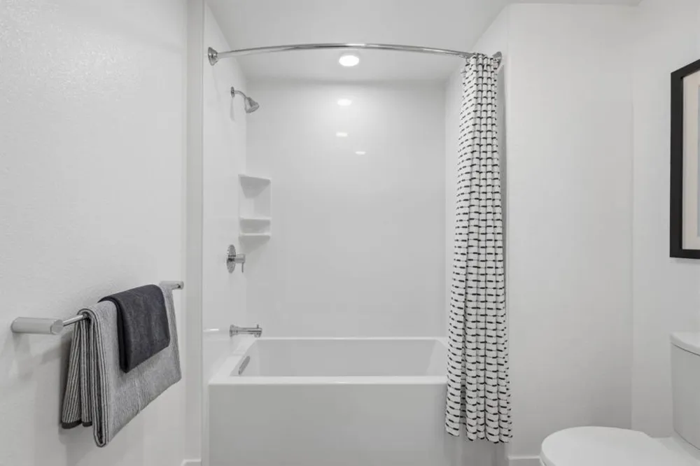 657 Walnut Street #303 San Carlos, CA 94070