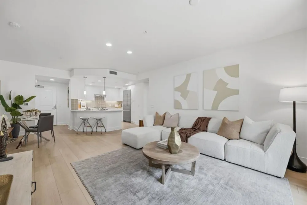 657 Walnut Street #303 San Carlos, CA 94070