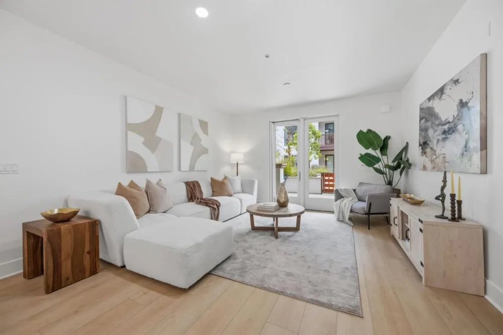 657 Walnut Street #303 San Carlos, CA 94070