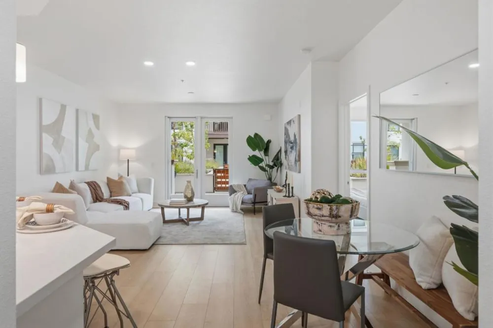 657 Walnut Street #303 San Carlos, CA 94070