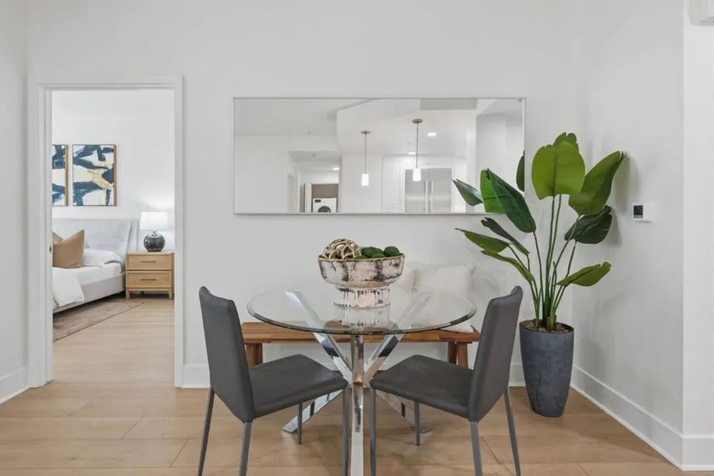 657 Walnut Street #303 San Carlos, CA 94070