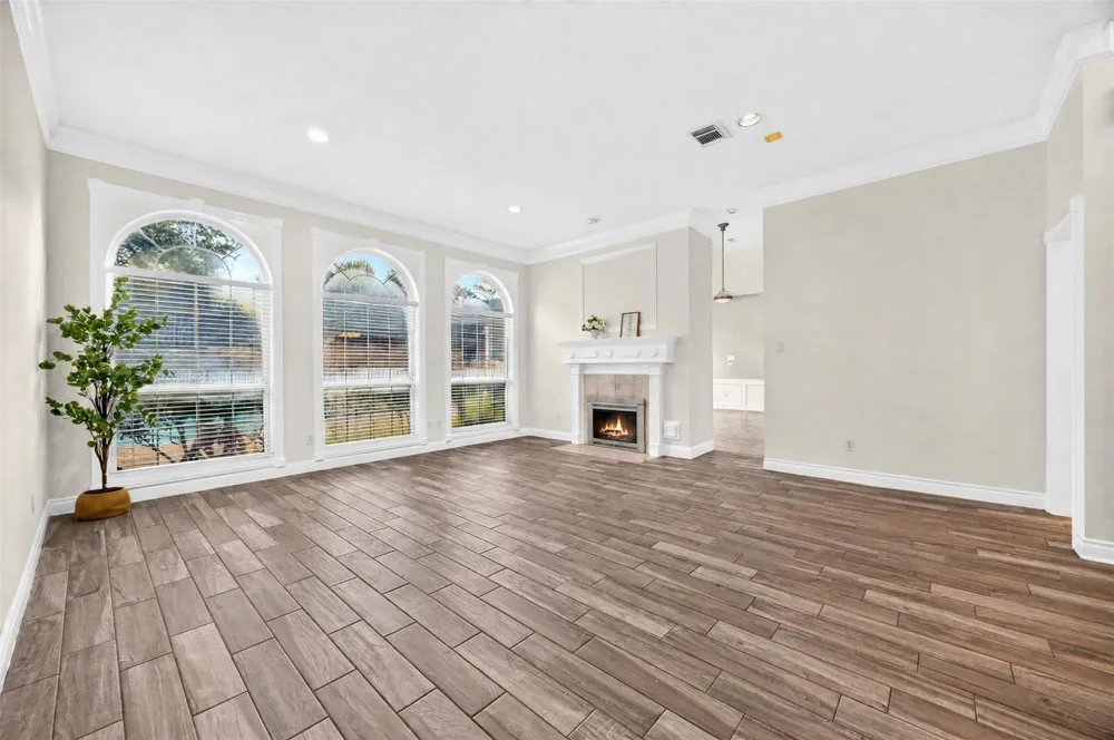 19602 Laurel Park Lane Houston, TX 77094
