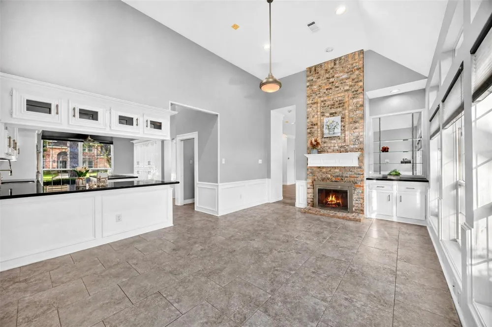19602 Laurel Park Lane Houston, TX 77094