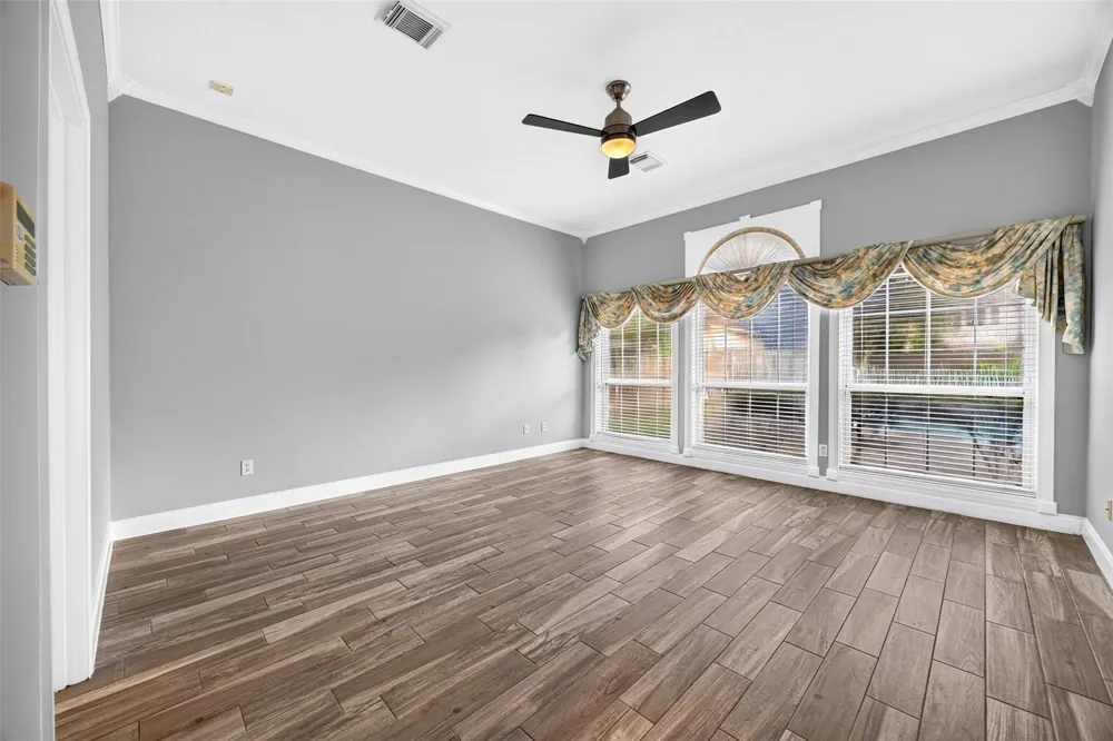 19602 Laurel Park Lane Houston, TX 77094