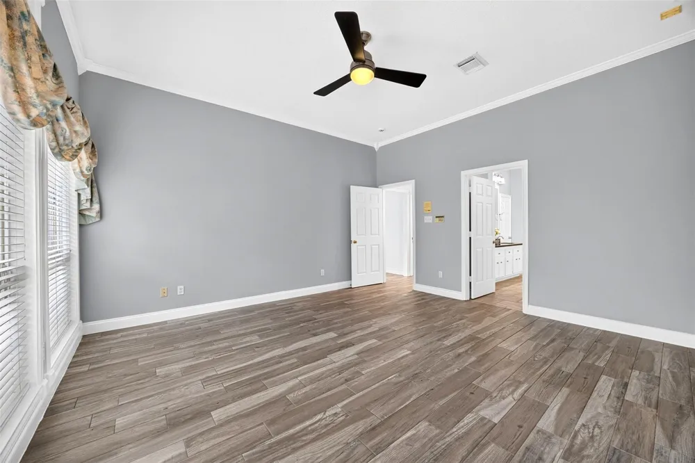 19602 Laurel Park Lane Houston, TX 77094