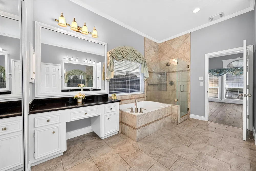 19602 Laurel Park Lane Houston, TX 77094
