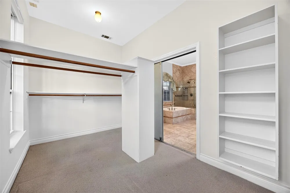 19602 Laurel Park Lane Houston, TX 77094