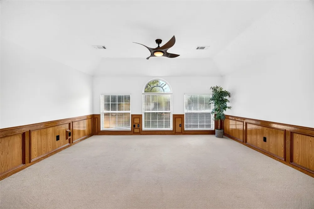19602 Laurel Park Lane Houston, TX 77094