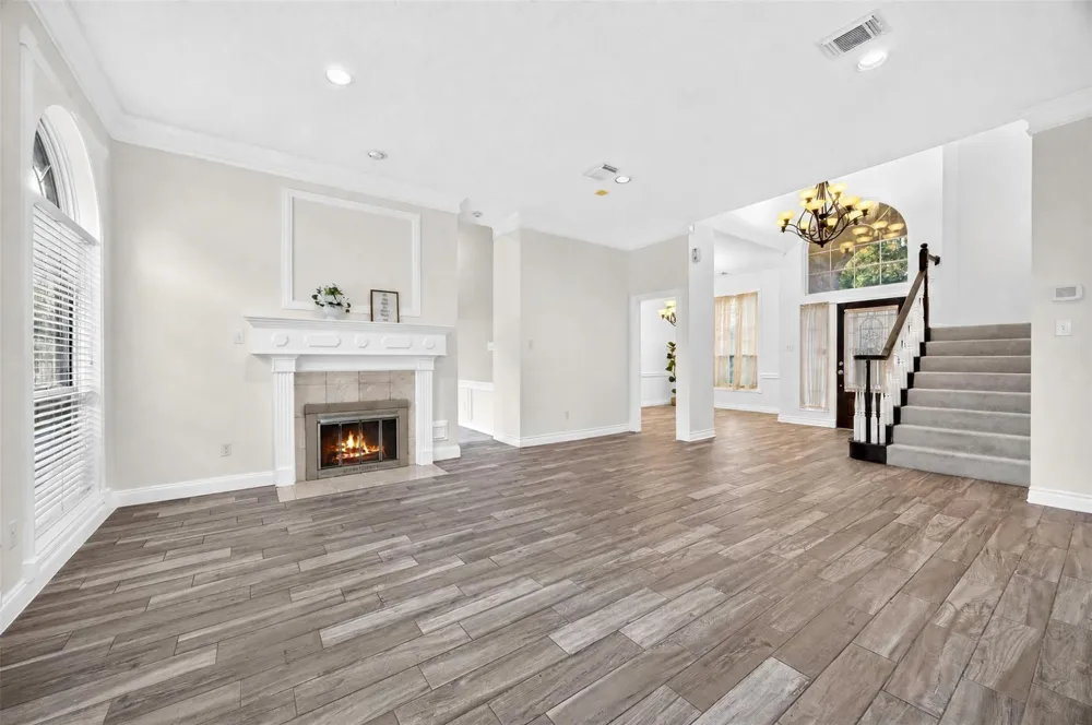 19602 Laurel Park Lane Houston, TX 77094