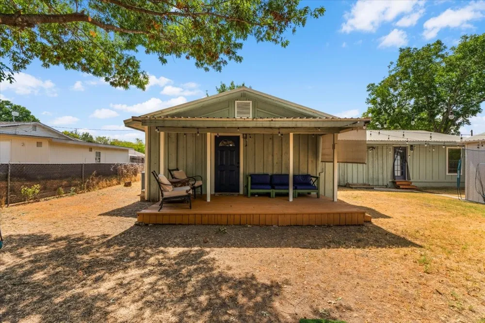 124 James Street Aledo, TX 76008