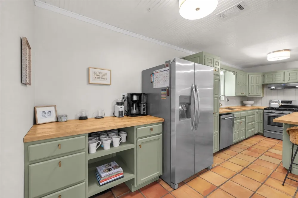 124 James Street Aledo, TX 76008