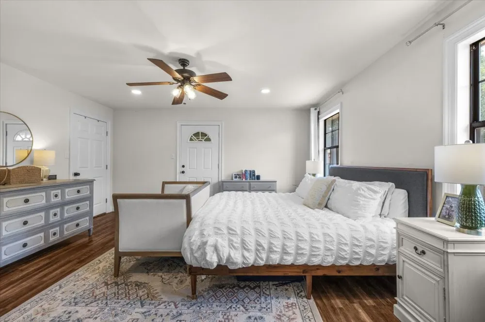124 James Street Aledo, TX 76008