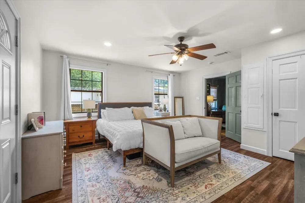 124 James Street Aledo, TX 76008