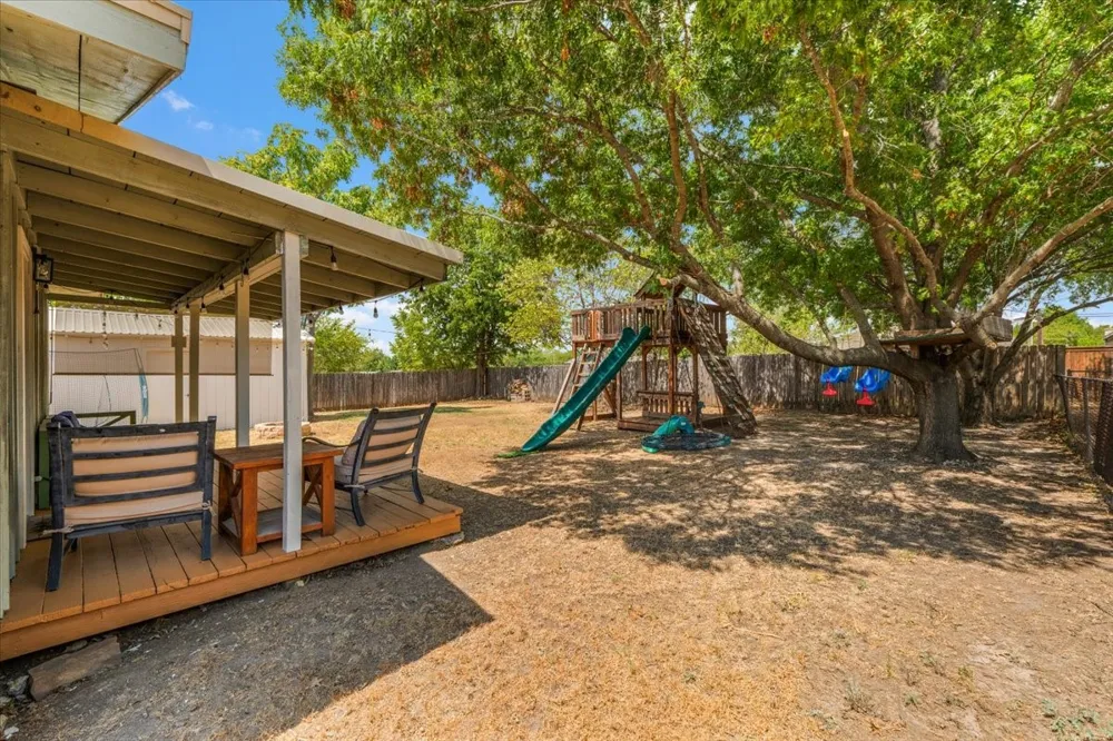 124 James Street Aledo, TX 76008