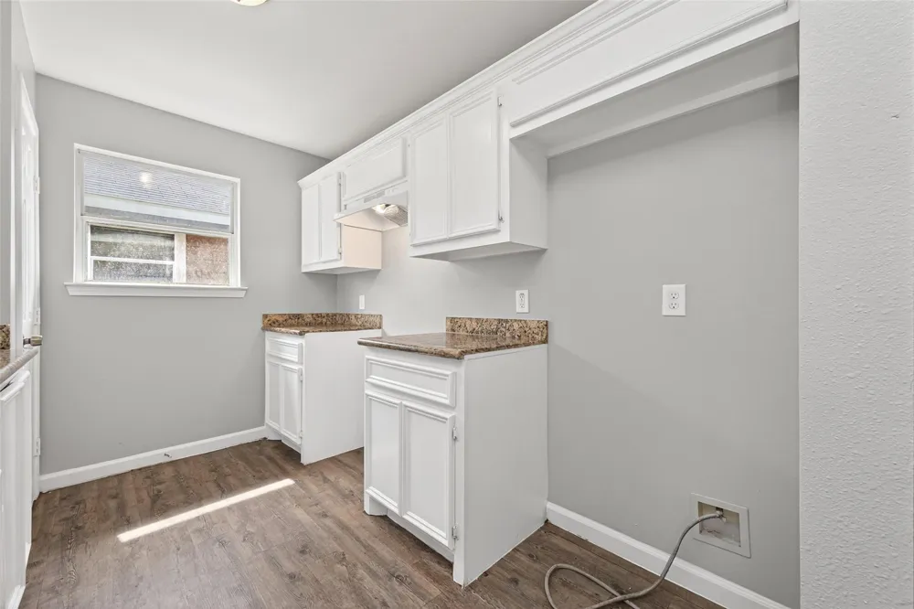 7521 Dyer Street Houston, TX 77088