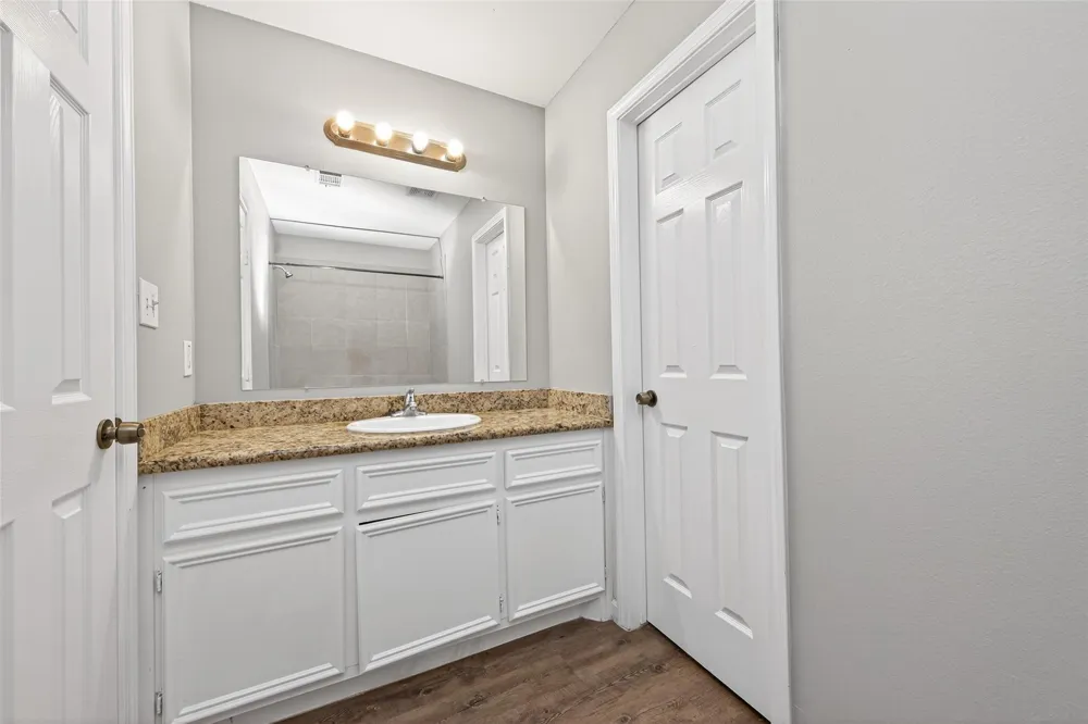 7521 Dyer Street Houston, TX 77088
