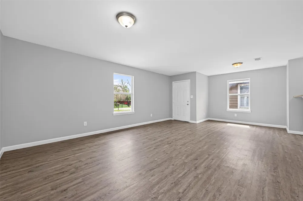 7521 Dyer Street Houston, TX 77088