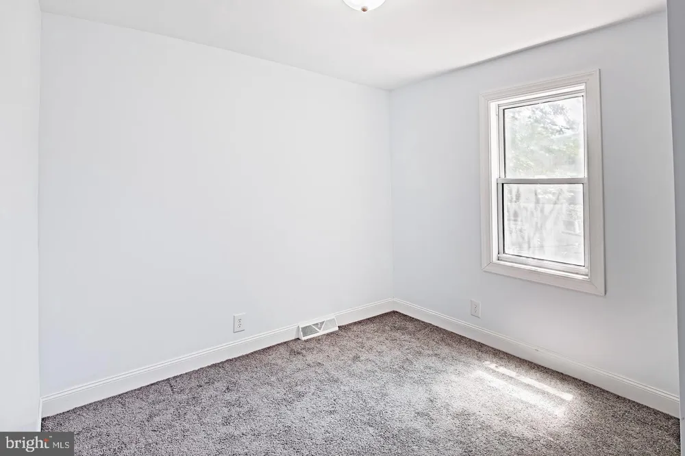 1738 W 4TH STREET Wilmington, DE 19805