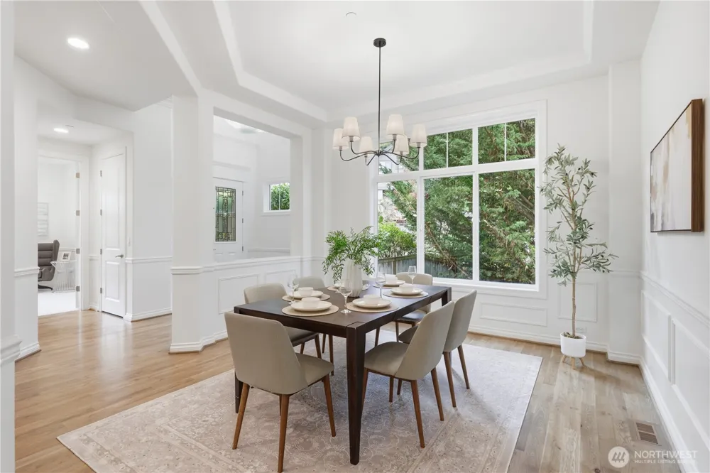 698 Summerhill Ridge Drive NW Issaquah, WA 98027