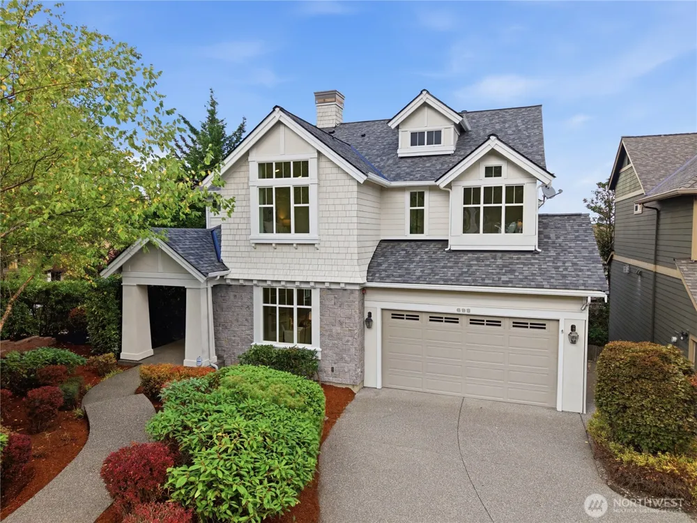 698 Summerhill Ridge Drive NW Issaquah, WA 98027
