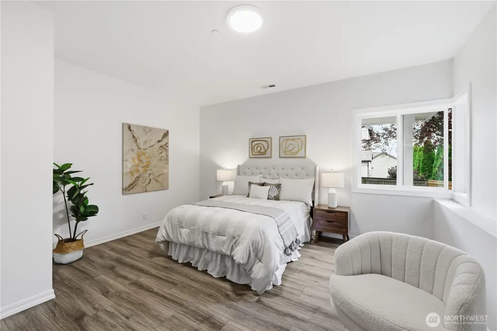 698 Summerhill Ridge Drive NW Issaquah, WA 98027
