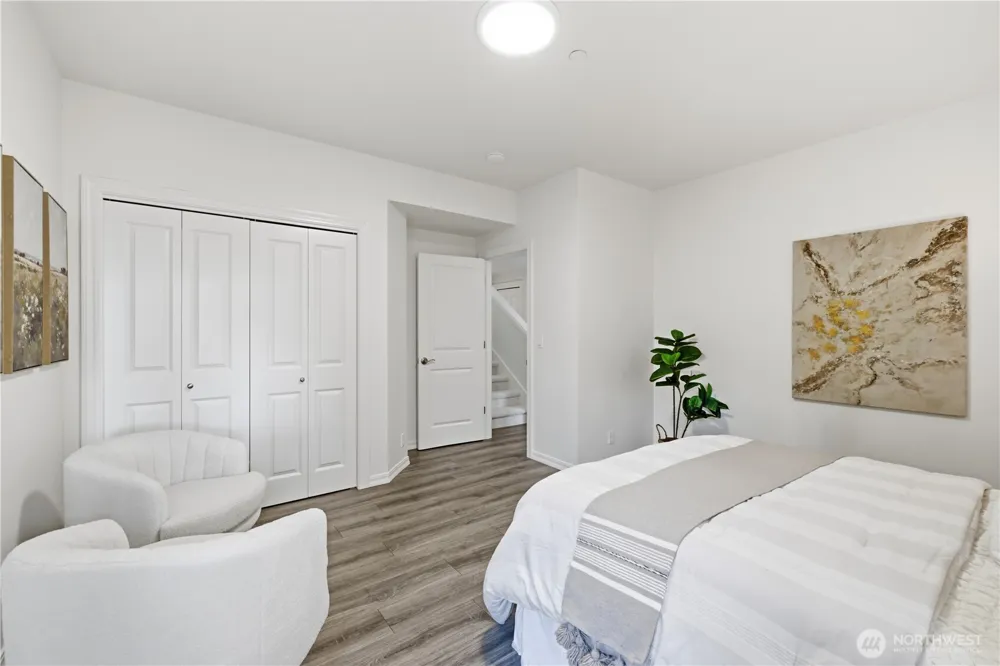 698 Summerhill Ridge Drive NW Issaquah, WA 98027