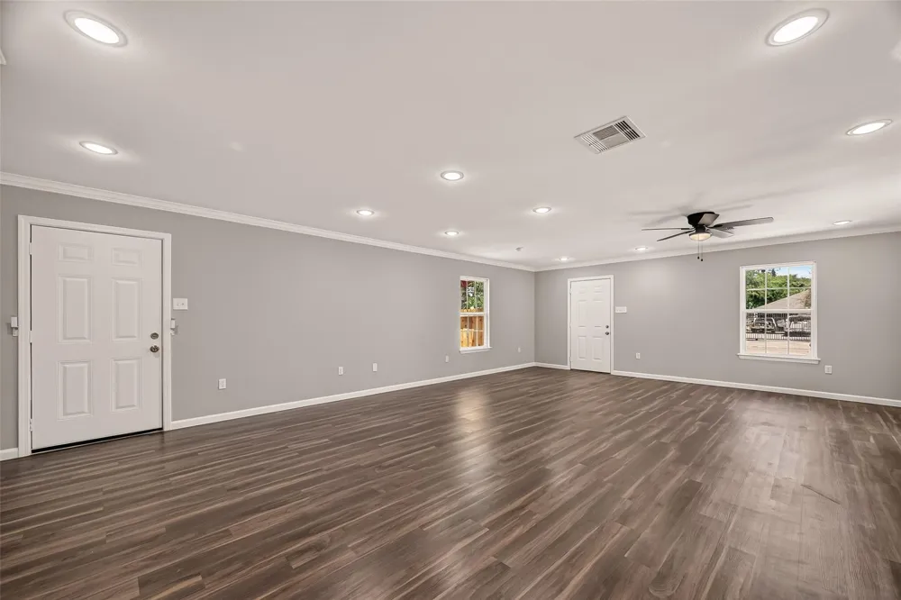 7412 S Hall Street Houston, TX 77028