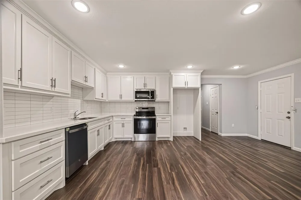 7412 S Hall Street Houston, TX 77028