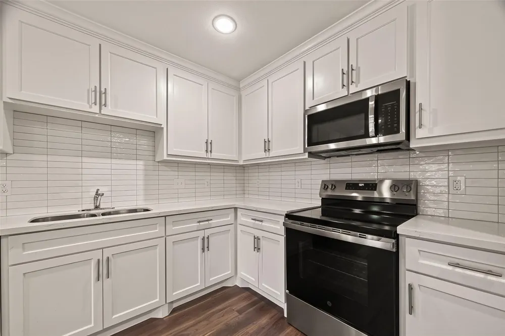7412 S Hall Street Houston, TX 77028