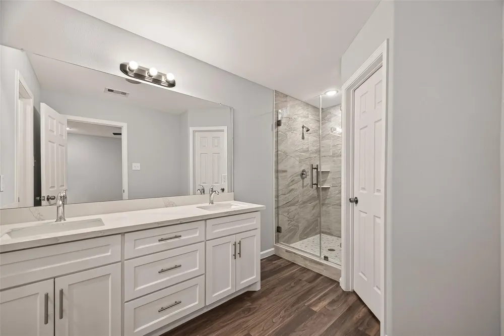 7412 S Hall Street Houston, TX 77028