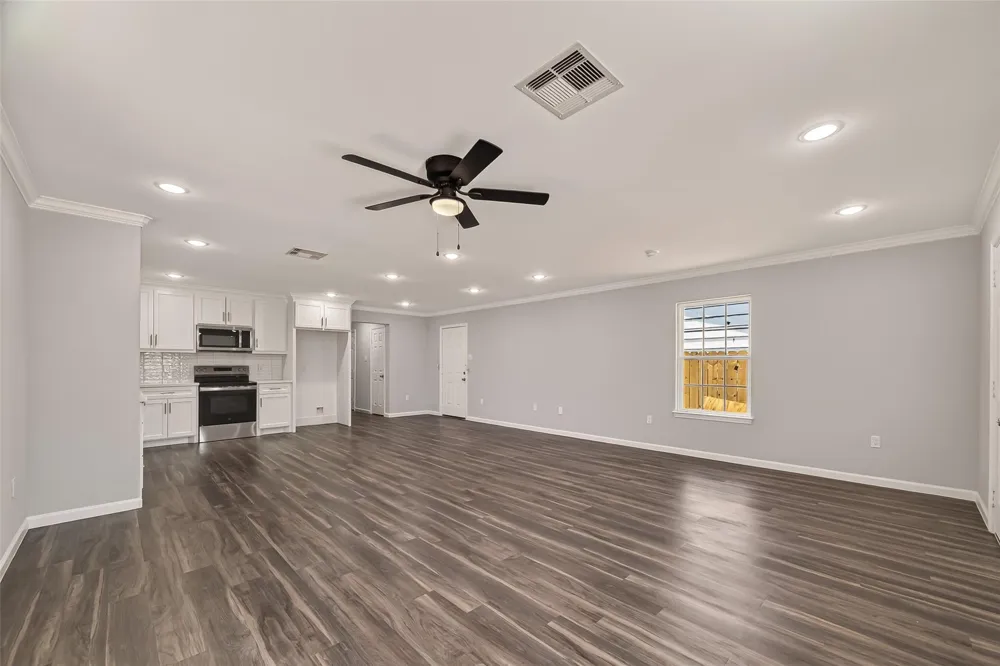 7412 S Hall Street Houston, TX 77028