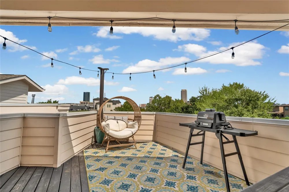 1624 Vermont Street Houston, TX 77006