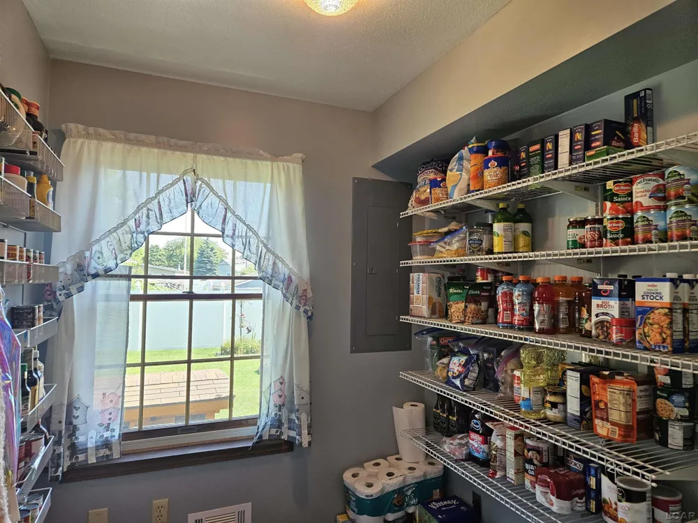 2825 5th Street Frenchtown Township, MI 48162