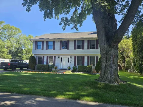2825 5th Street