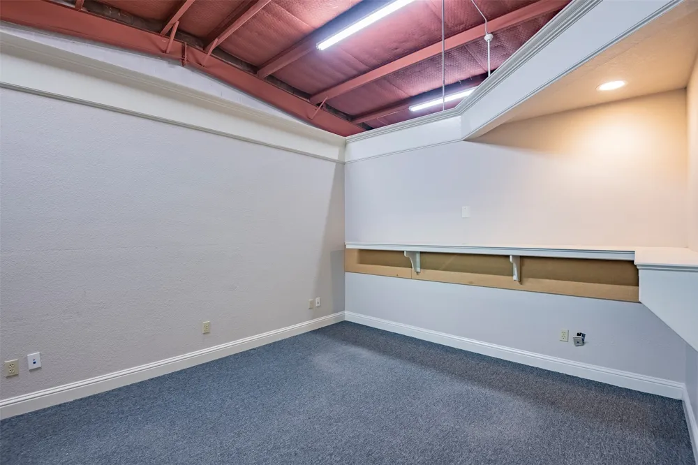 104 Industrial Drive Waxahachie, TX 75165