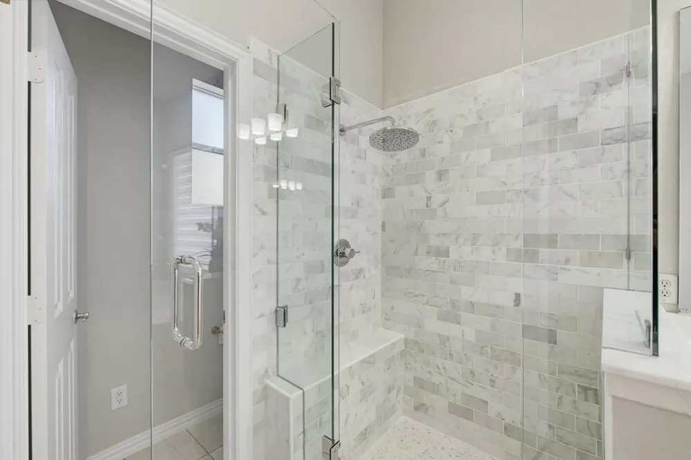 1906 Fountain Wood Drive Euless, TX 76039