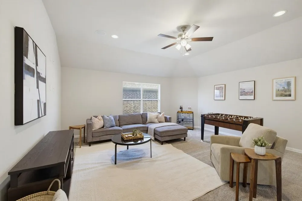 1906 Fountain Wood Drive Euless, TX 76039