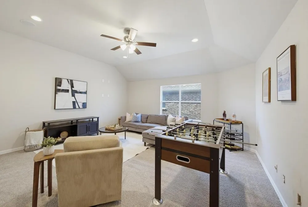 1906 Fountain Wood Drive Euless, TX 76039
