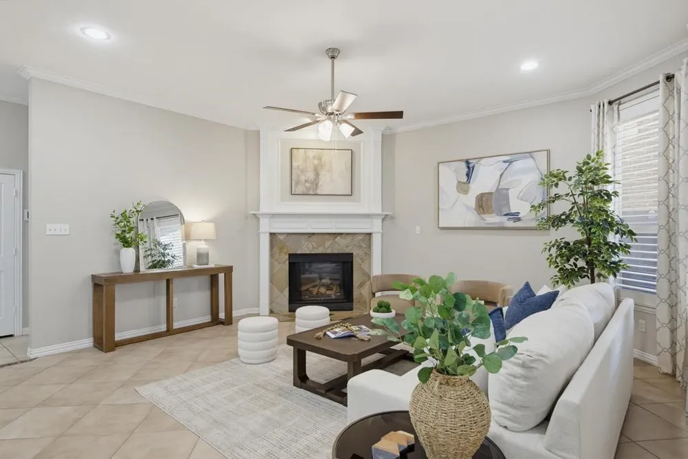 1906 Fountain Wood Drive Euless, TX 76039