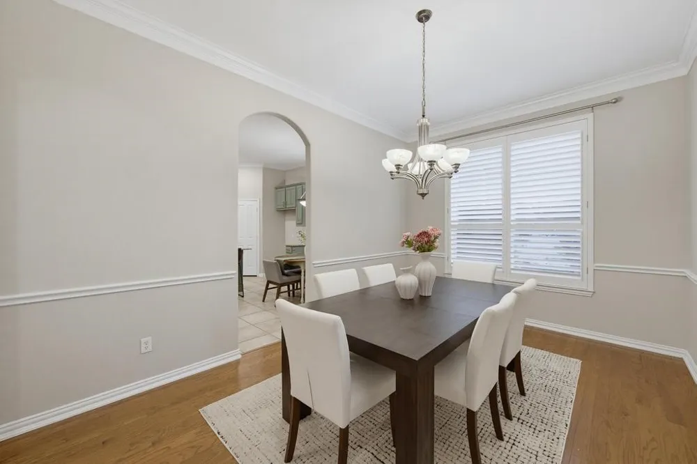 1906 Fountain Wood Drive Euless, TX 76039