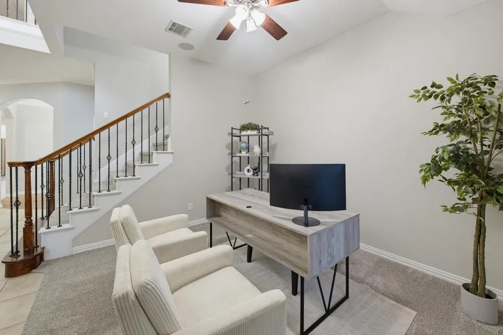 1906 Fountain Wood Drive Euless, TX 76039